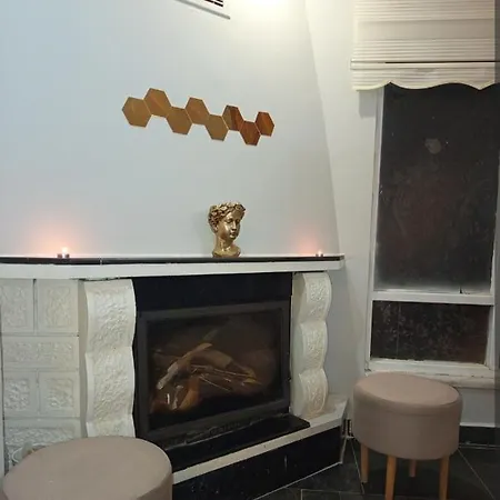 Gilmour House